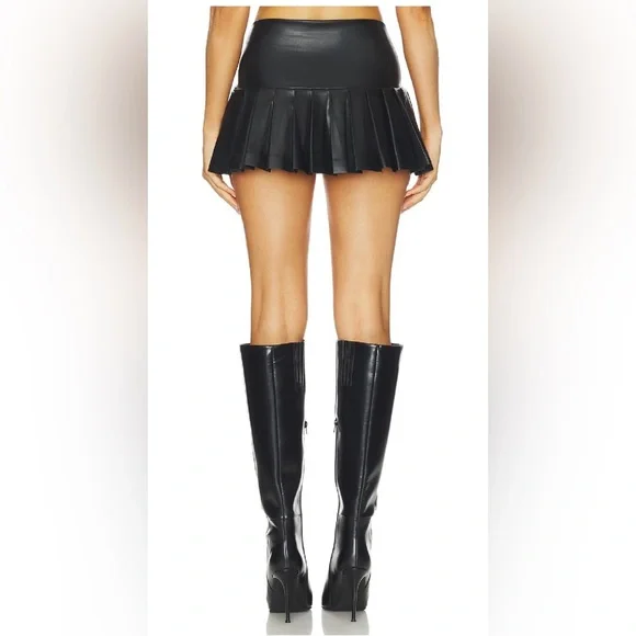 NORMA KAMALI Black Faux Leather Pleated Mini Skirt. Size XS WORN ONCE - Picture 2 of 14